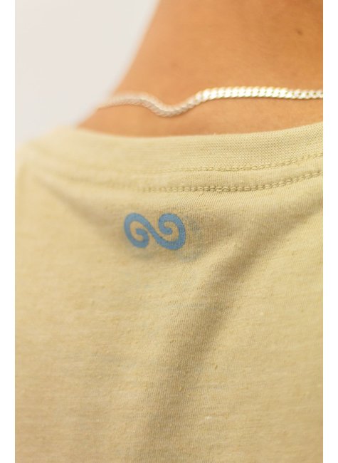 camiseta moda sustentavel bege unissex gnine 2