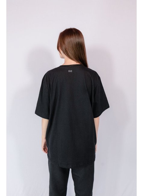 camiseta oversized preta sustentavel unissex gnine 5