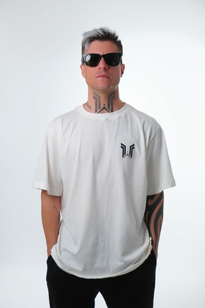 camiseta over off white unissex algodao sustentavel gnine paolo